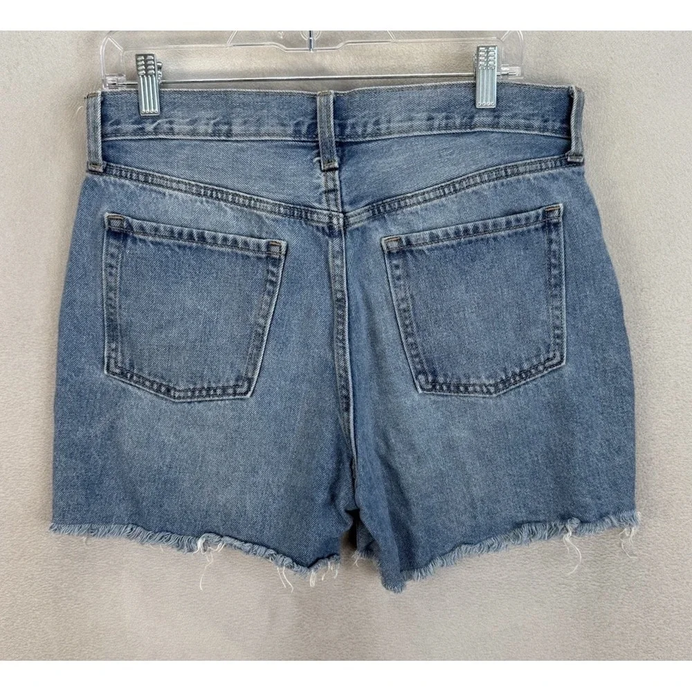 Old Navy Women's Sz 8 Cut Off High-Rise Distressed 100% Cotton Blue Denim Shorts